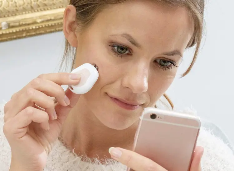 Máy rửa mặt và phân tích da FAC-700-EU HoMedics Máy rửa mặt và phân tích da FAC-700-EU HoMedics