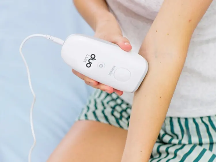Máy triệt lông cầm tay IPL-HH390-LUX HoMedics
