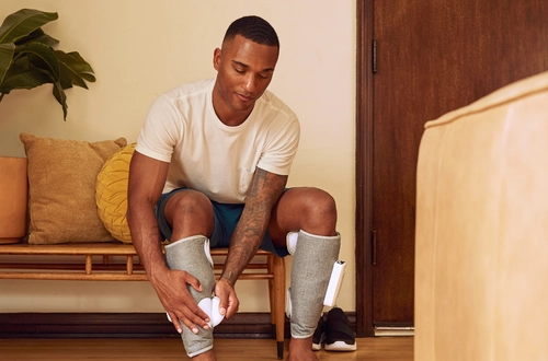 Máy massage điều trị giãn tĩnh mạch chân loại nào tốt?